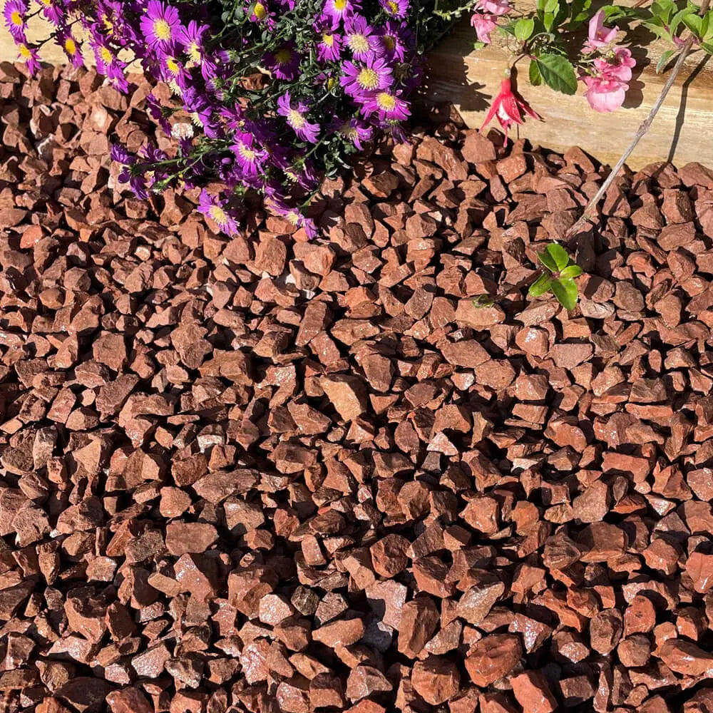 Red Granite Chippings 14mm (Jumbo) Bulk Jumbo Bag Gravel LONG RAKE SPAR CO LTD