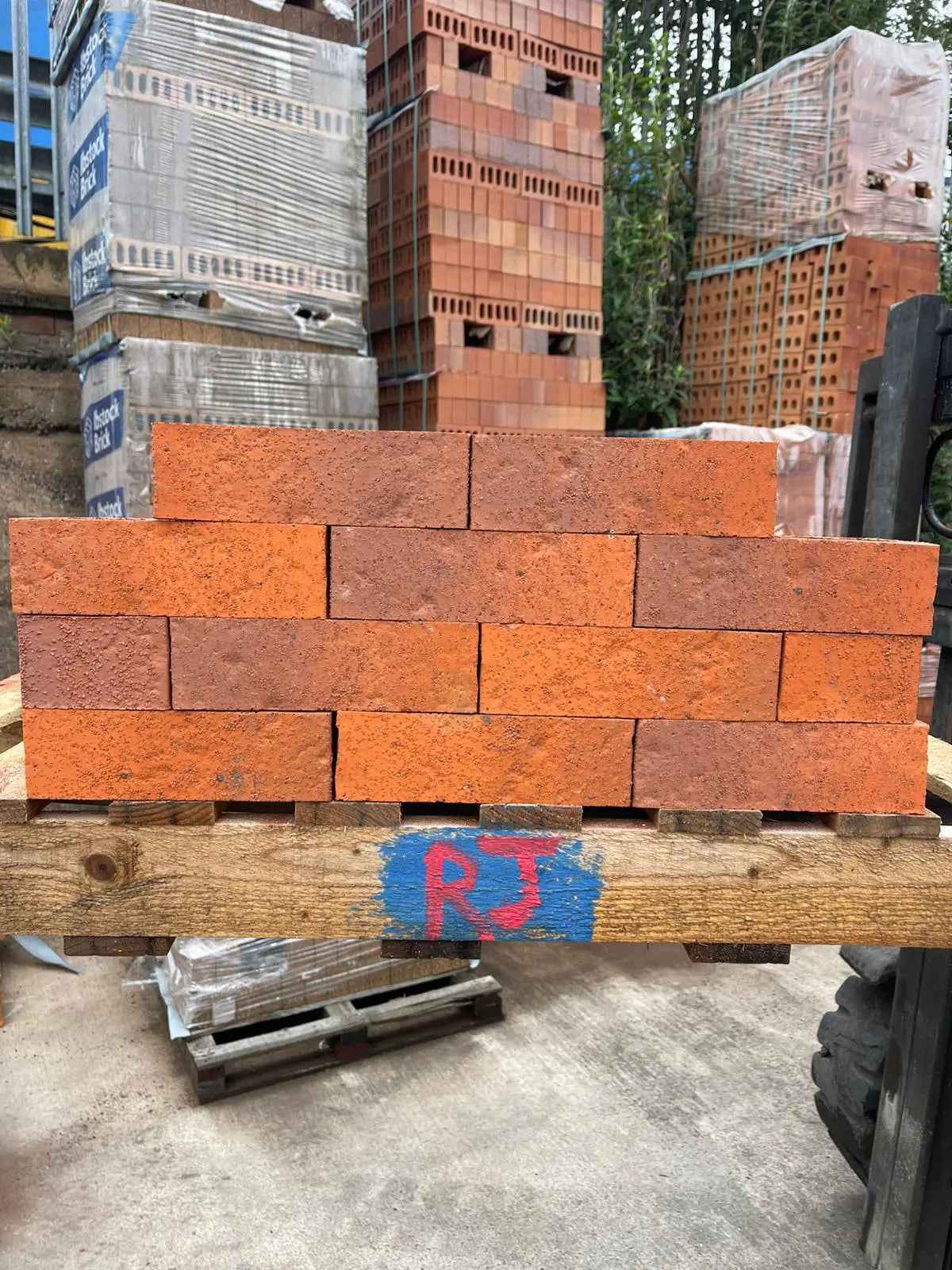 Darlaston Mercia Multi N/S Facing Brick Pack of 552