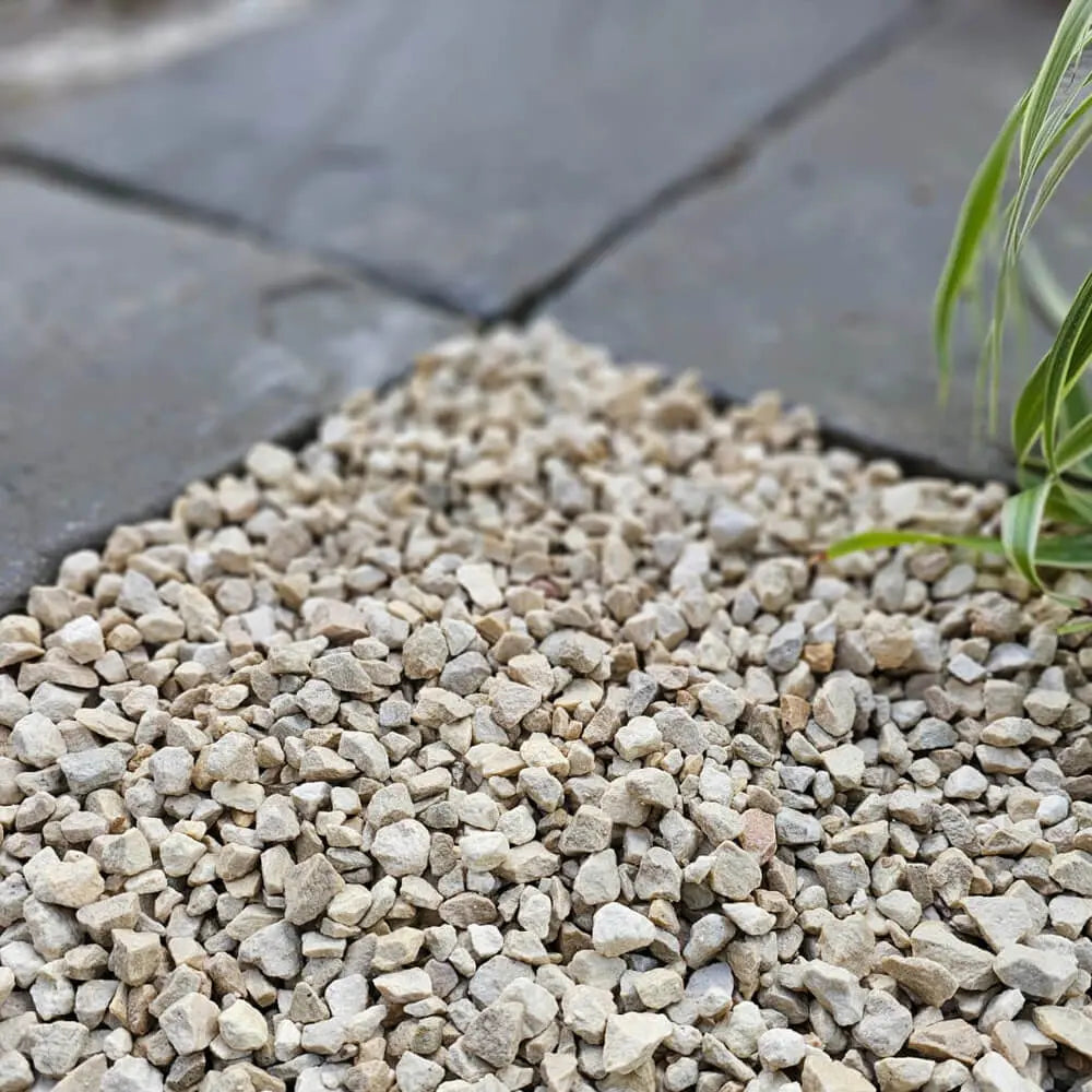 14mm Cotswold Chippings Bulk Jumbo Bag Gravel RJ AGGREGATES LIMITED